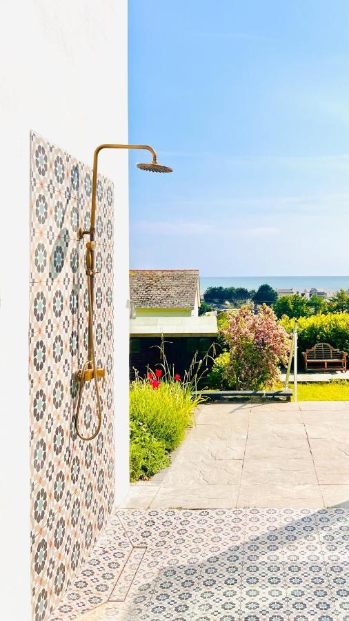 Gordy Hall -Sea Facing Welsh Cottage With Stunning Views Pendine Exterior photo