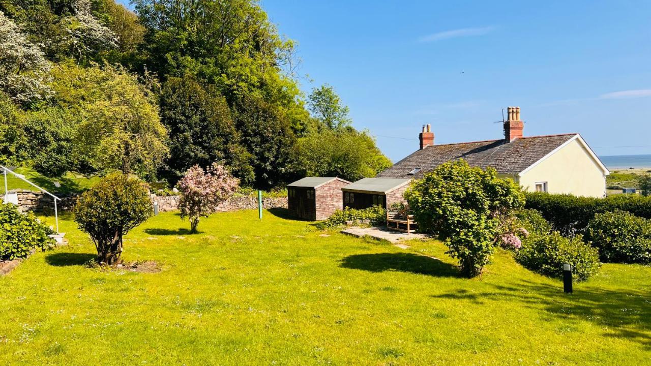 Gordy Hall -Sea Facing Welsh Cottage With Stunning Views Pendine Exterior photo